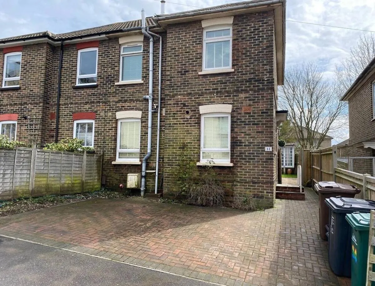 Two Bedroom House By Brookland Stays Serviced Accommodation Short Lets Brighton & Hove With Free Wifi 0*,  المملكة المتحدة